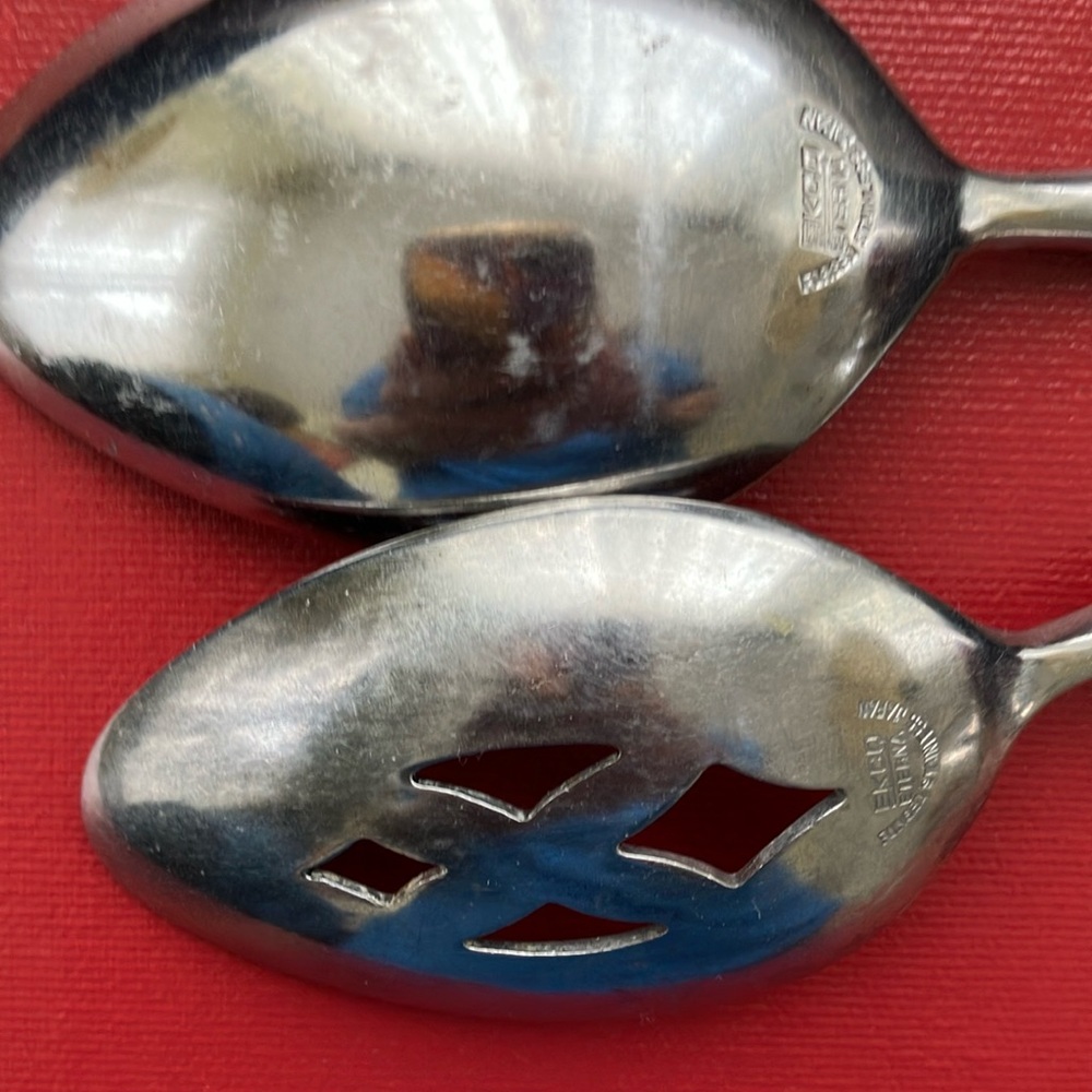 Vintage Ekco Eterna Canoe Muffin 2 pc Elegant Faux Rosewood Handle SERVING SET - Picture 9 of 15